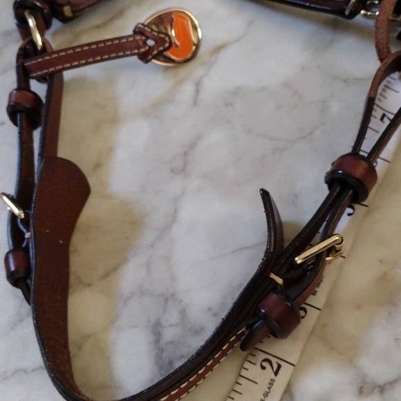 Dooney & Bourke purse. - Picture 8 of 16